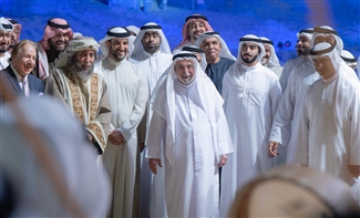 سلطان يشهد انطلاق فعاليات الدورة التاسعة من مهرجان «المسرح الصحراوي»