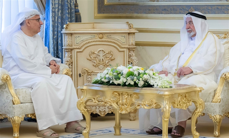 حاكم الشارقة يستقبل وزير التعليم العالي والبحث العلمي بالإنابة