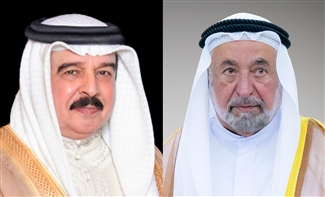 حاكم الشارقة يعزي ملك البحرين في وفاة الشيخ إبراهيم بن حمد