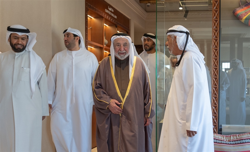 حاكم الشارقة يفتتح سوق فِلي التراثي