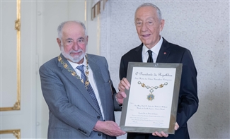 الرئيس البرتغالي يمنح حاكم الشارقة القلادة الكبرى لأعلى وسام شرف ثقافي في البرتغال